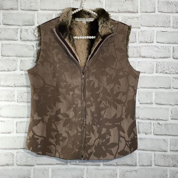 Robert Kitchen Canada Faux Fur Lined Women’s Vest Leaf Pattern Reversible Sz SP - Picture 7 of 7